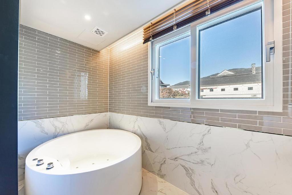 Brown Dot Hotel Gyeongju Exterior foto