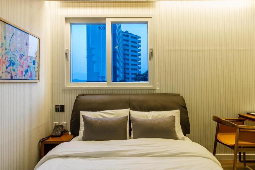 Brown Dot Hotel Gyeongju Exterior foto